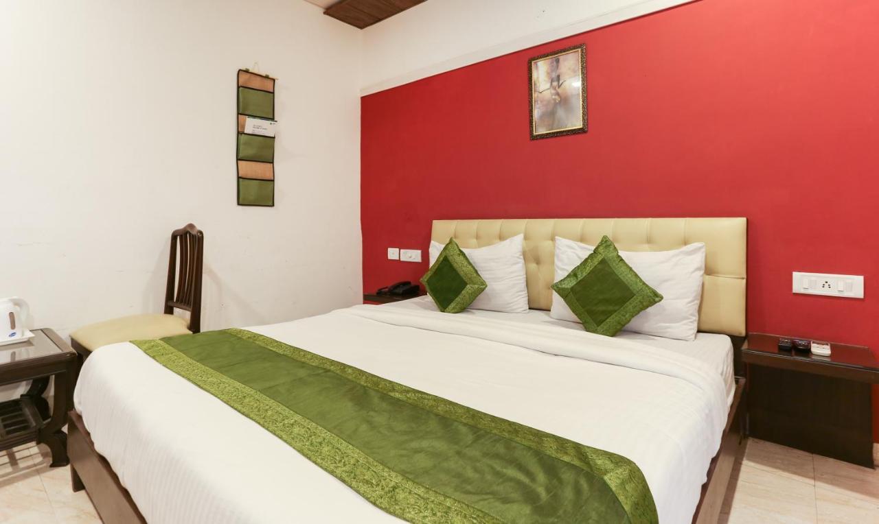 Hotel Seven- Center Of City Chandīgarh エクステリア 写真