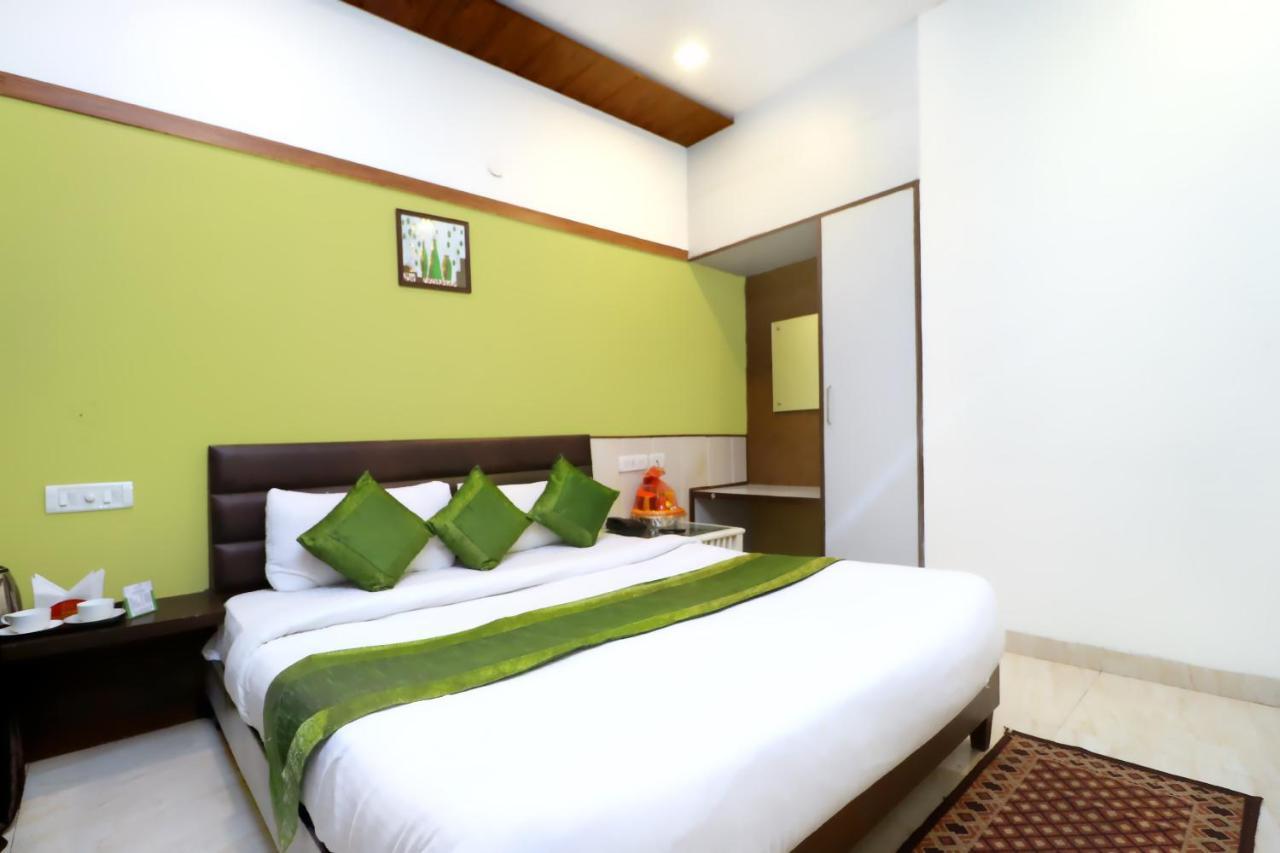 Hotel Seven- Center Of City Chandīgarh エクステリア 写真