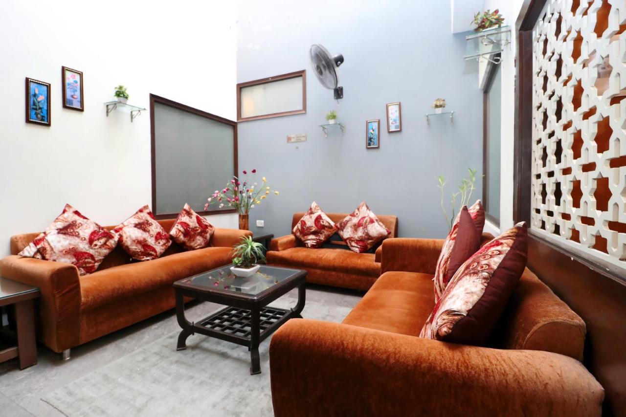 Hotel Seven- Center Of City Chandīgarh エクステリア 写真