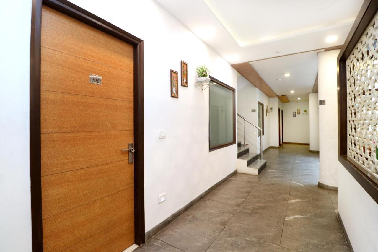 Hotel Seven- Center Of City Chandīgarh エクステリア 写真