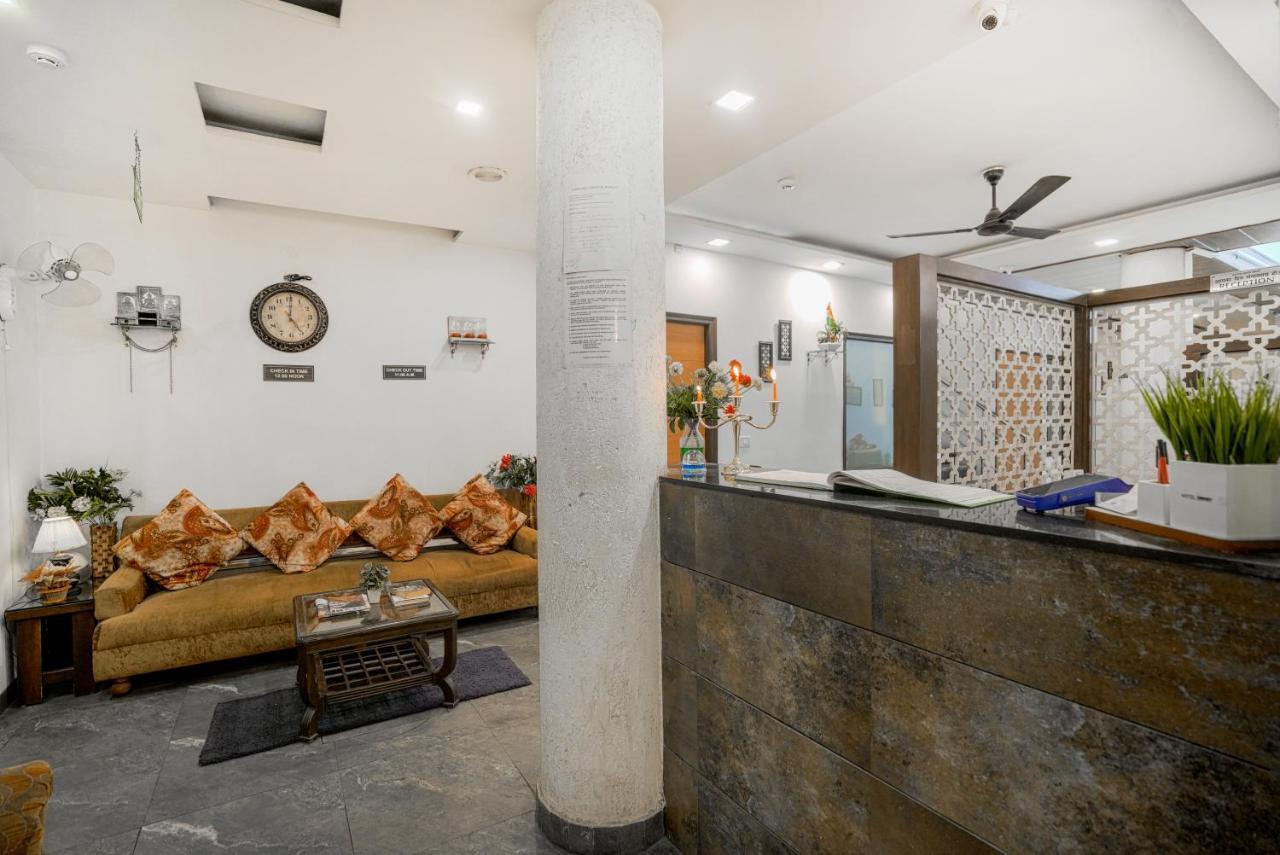 Hotel Seven- Center Of City Chandīgarh エクステリア 写真