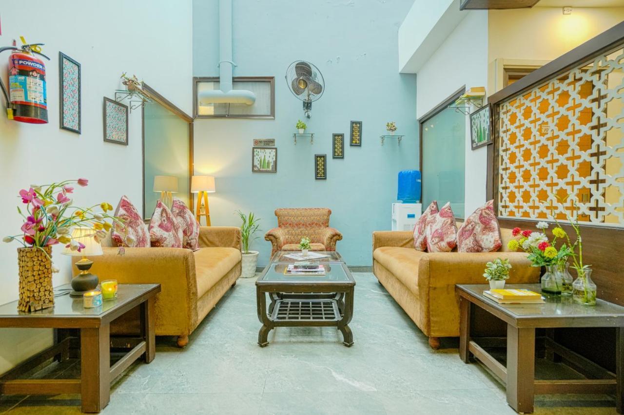 Hotel Seven- Center Of City Chandīgarh エクステリア 写真
