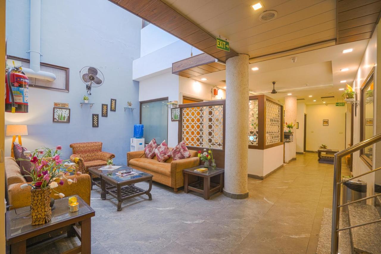Hotel Seven- Center Of City Chandīgarh エクステリア 写真